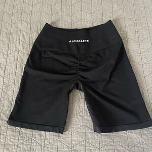 Alphalete amplify biker shorts